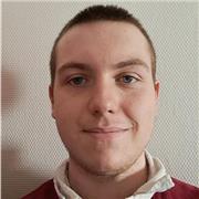 Etudiant en Master de droit qui propose des cours de soutient scolaire ou faire de l'aide au devoir à des élèves au collège/Lycée
